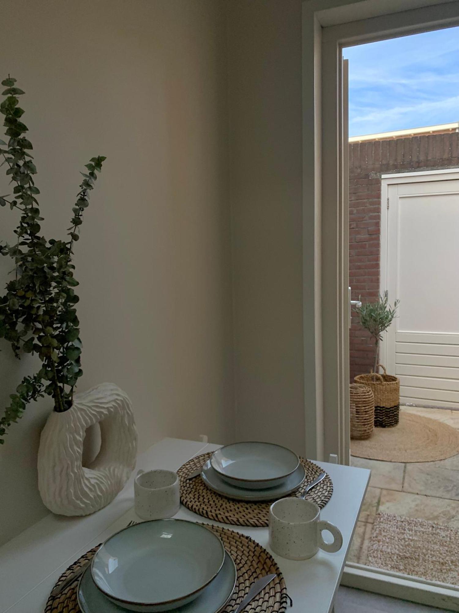 Beach Studio 35 With Private Parking Zandvoort Exterior photo